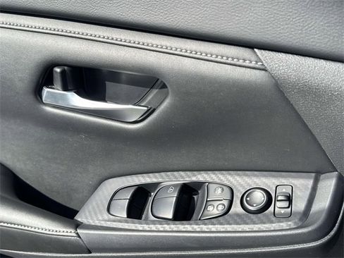 Certified 2024 Nissan Sentra SV image 22