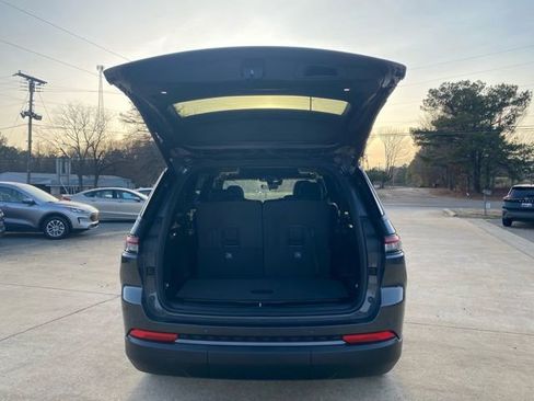 New 2026 Jeep Grand Cherokee L Limited w/ Limited Altitude Package image 8