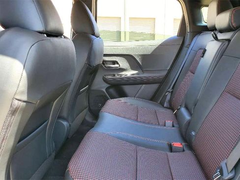 New 2025 Nissan Kicks SR image 17