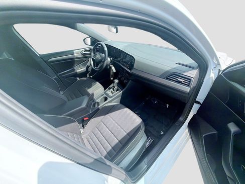 Used 2022 Volkswagen Jetta Sport FWD image 30