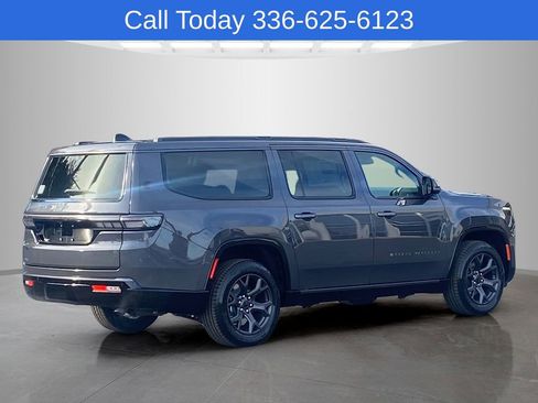 New 2026 Jeep Grand Wagoneer L Limited w/ Premium Group II AWD/4WD image 7