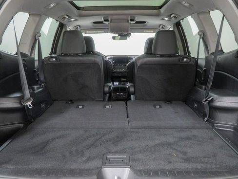 Used 2022 Honda Pilot Elite image 12
