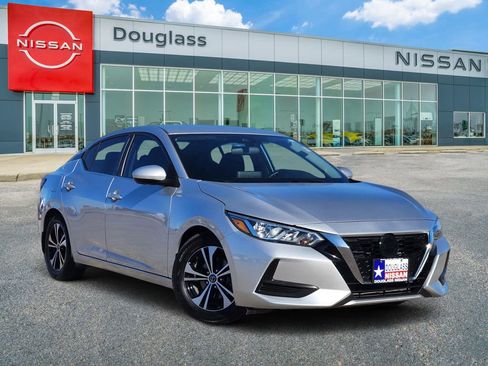 Used 2022 Nissan Sentra SV image 1