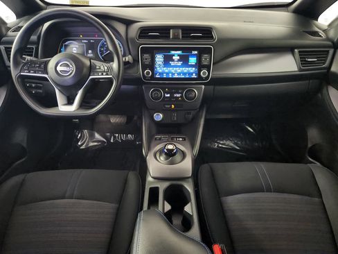Used 2025 Nissan Leaf S FWD image 19