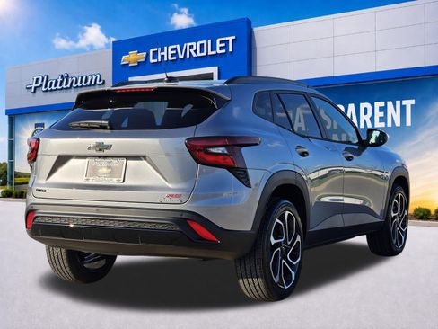 New 2026 Chevrolet Trax RS w/ Sunroof Package FWD image 5