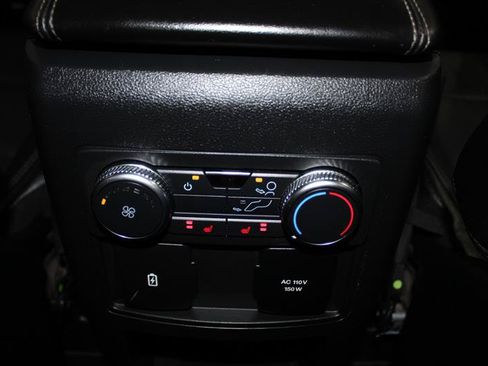 Used 2020 Ford Explorer Limited RWD image 25