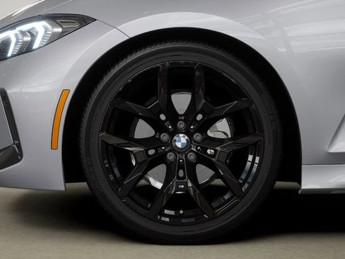 New 2026 BMW 330i Sedan w/ M Sport Package image 32