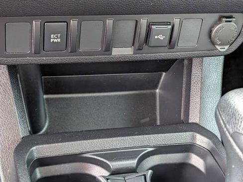 Used 2023 Toyota Tacoma SR AWD/4WD image 15