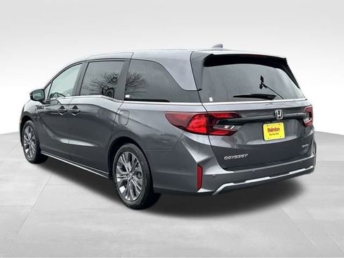 Used 2026 Honda Odyssey Touring image 5