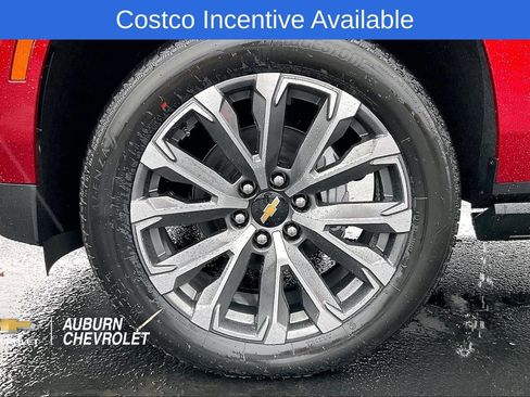 New 2026 Chevrolet Suburban High Country AWD/4WD image 12