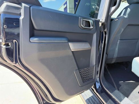 Used 2021 Ford Bronco Outer Banks AWD/4WD image 14
