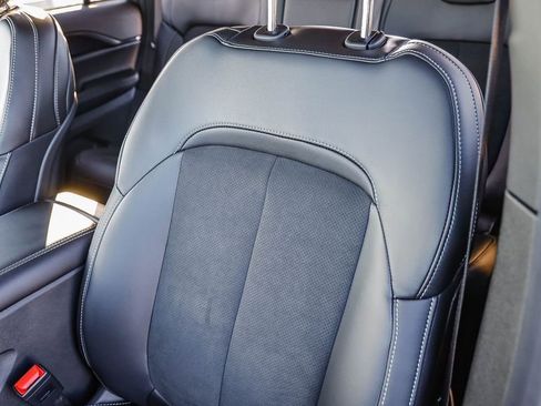 New 2025 Jeep Grand Cherokee Altitude image 26