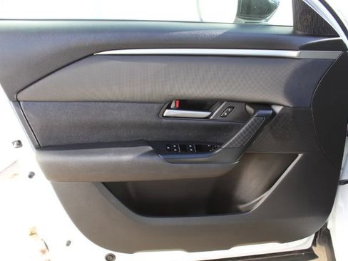 Certified 2024 MAZDA CX-50 AWD 2.5 S w/ Preferred Package image 13