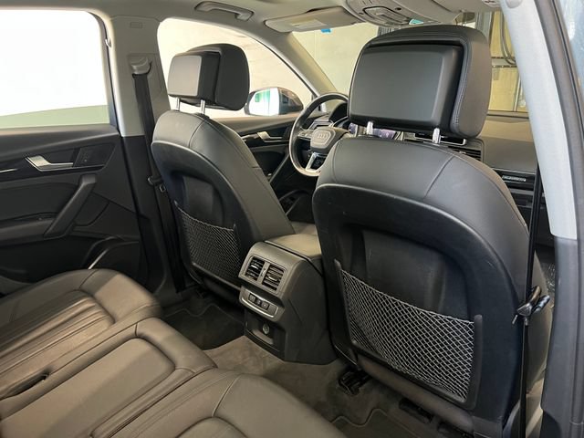 Used 2020 Audi Q5 e Premium w/ Convenience Package AWD/4WD image 41