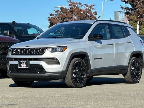 New 2026 Jeep Compass Latitude w/ Quick Order Package 29K image 8