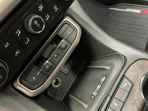 Certified 2023 GMC Acadia Denali w/ Denali Ultimate Package image 12