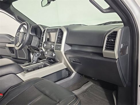 Used 2019 Ford F150 Lariat w/ Equipment Group 502A Luxury image 23