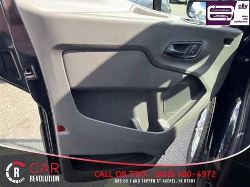 Used 2023 Ford Transit 350 XLT RWD image 36