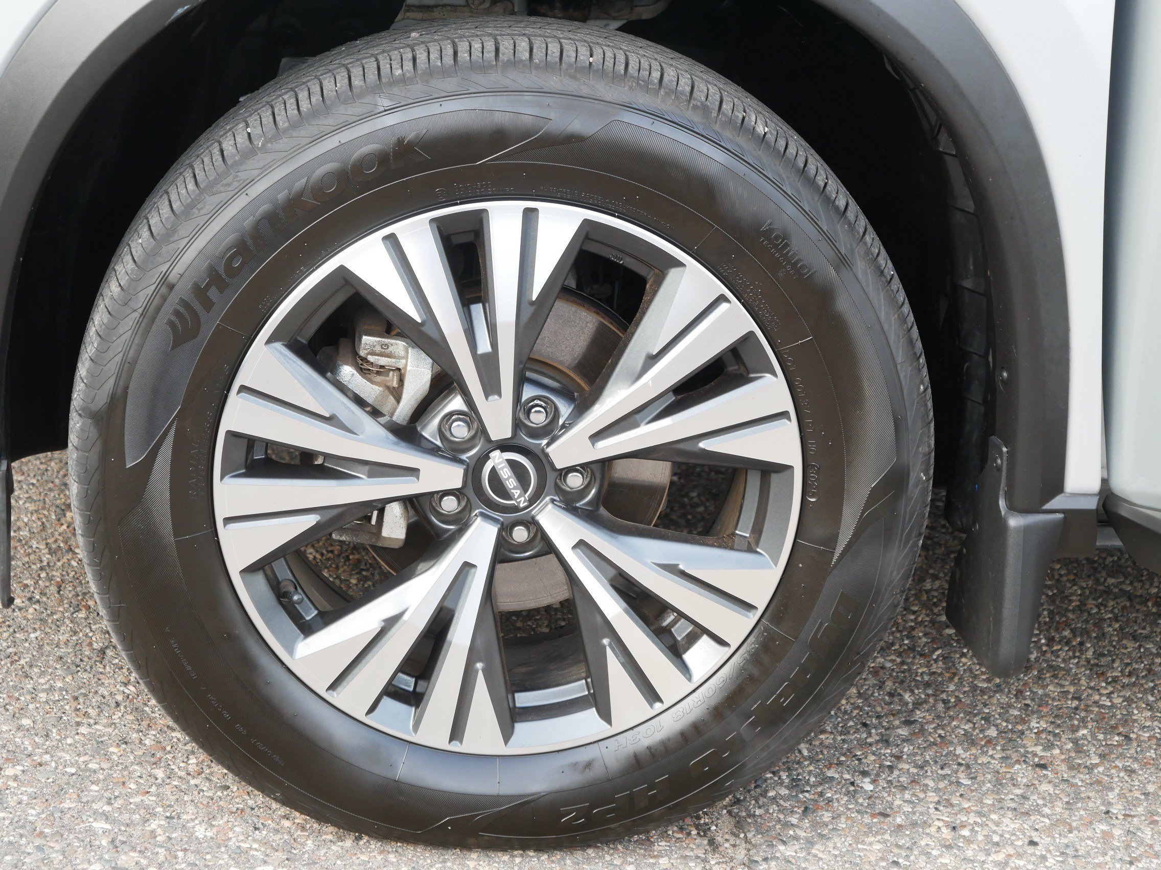 Certified 2023 Nissan Rogue SV w/ SV Premium B Package AWD/4WD image 15
