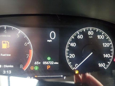 Used 2024 Honda Civic EX-L image 11