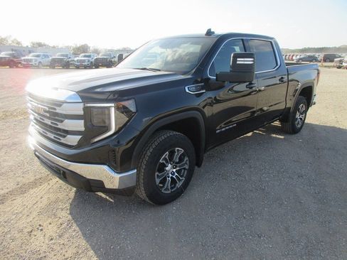 New 2026 GMC Sierra 1500 SLE w/ Max Trailering Package AWD/4WD image 9