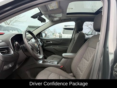 Used 2018 Chevrolet Equinox LT w/ Sun & Infotainment Package image 6