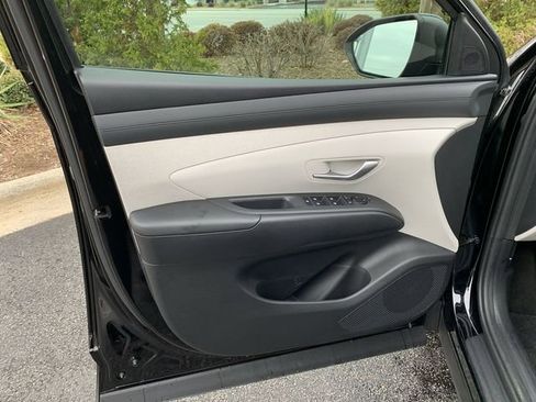 Used 2025 Hyundai Tucson SEL image 17