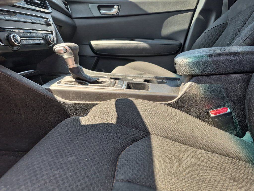 Used 2018 Kia Optima LX FWD image 10