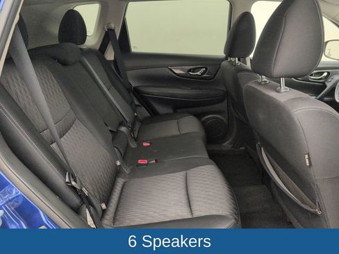 Used 2018 Nissan Rogue SV FWD image 15