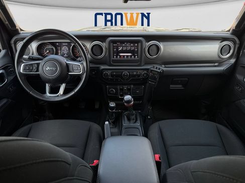 Used 2020 Jeep Wrangler Unlimited Sahara AWD/4WD image 20