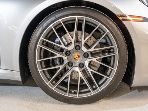Certified 2024 Porsche 911 Carrera S RWD image 11