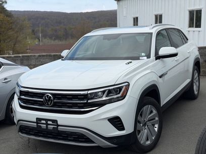 Used 2022 Volkswagen Atlas Cross Sport SE w/ Panoramic Sunroof Package