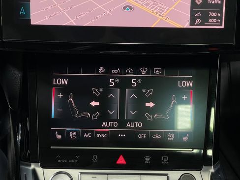 Used 2019 Audi e-tron Prestige w/ Prestige Package image 25