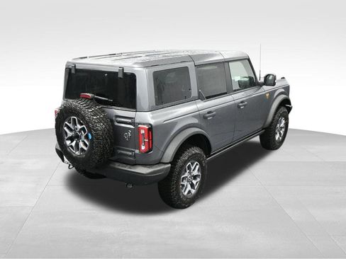 New 2025 Ford Bronco Badlands image 40