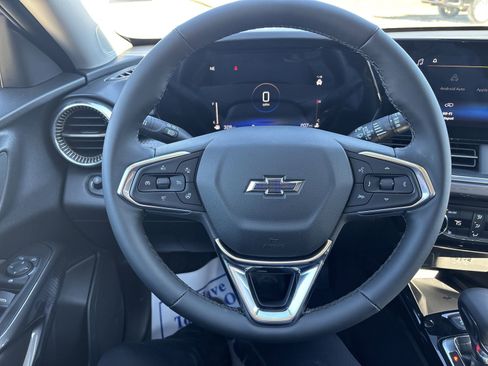New 2026 Chevrolet Trax ACTIV w/ Sunroof Package image 17