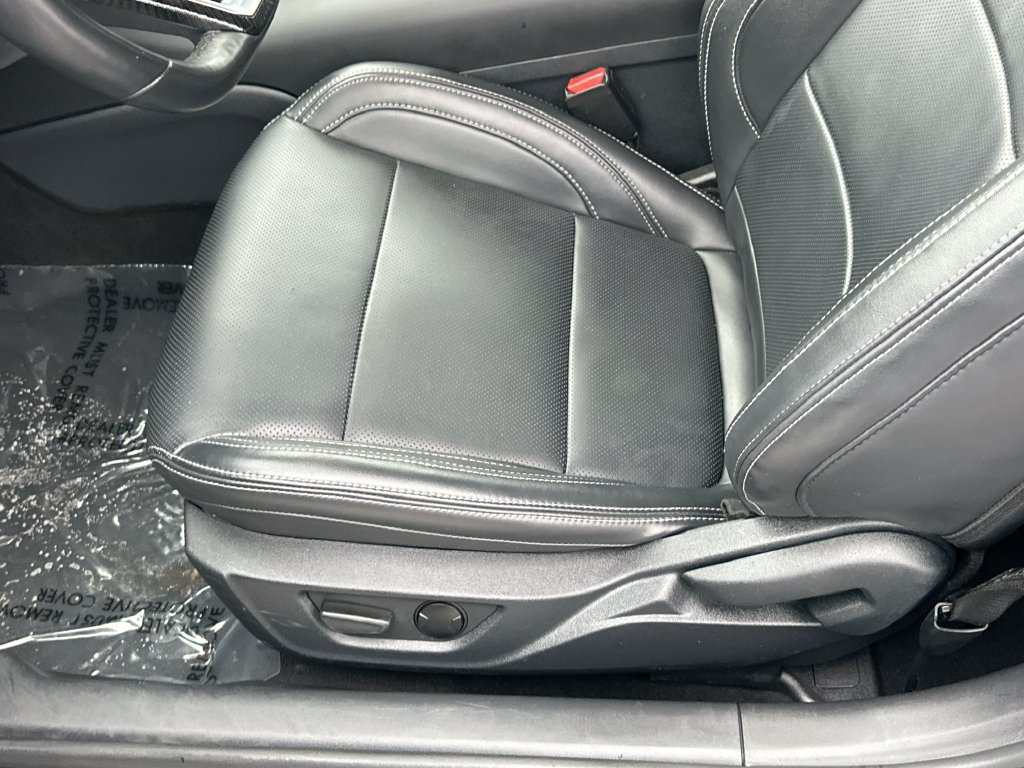 Used 2025 Ford Mustang Premium RWD image 18