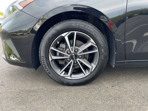 Used 2023 Kia Forte LXS FWD image 30