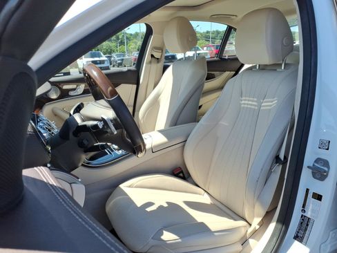 Used 2017 Mercedes-Benz E 300 image 11