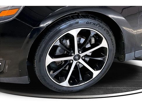 Used 2016 Ford Taurus SEL w/ Equipment Group 201A image 10