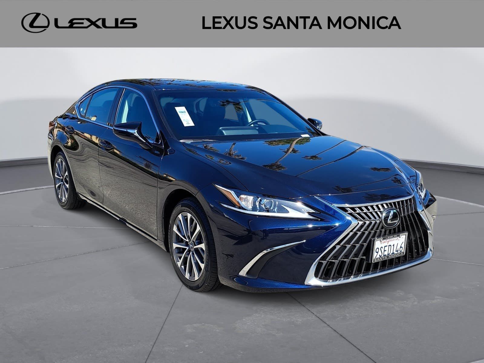 Used 2025 Lexus ES 350 FWD image 3