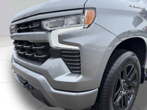 Used 2023 Chevrolet Silverado 1500 RST RWD image 14