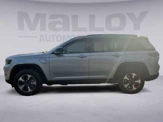 Used 2022 Jeep Grand Cherokee Limited 4xe w/ Luxury Tech Group II AWD/4WD video 2