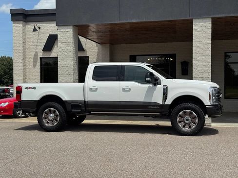 Used 2024 Ford F250 King Ranch AWD/4WD image 18