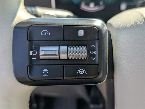 Used 2025 Hyundai Santa Fe SEL image 15