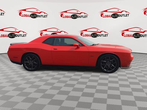 Used 2019 Dodge Challenger R/T w/ Blacktop Package RWD image 9