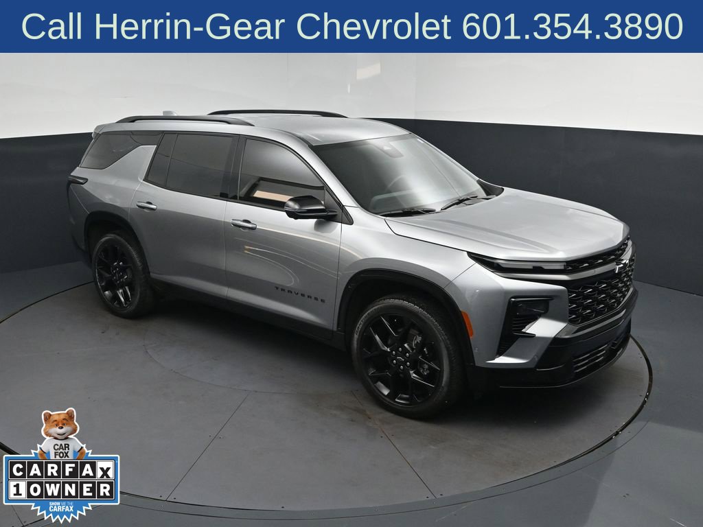 Used 2026 Chevrolet Traverse RS w/ LPO, Floor Liner Package FWD image 36