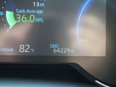 Used 2021 Toyota RAV4 XSE w/ XSE Grade Weather Package AWD/4WD image 33
