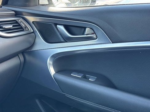 Used 2022 Genesis G70 3.3T AWD/4WD image 26