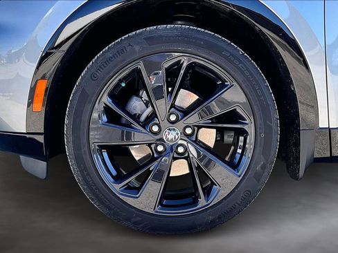 Used 2023 Buick Envision Preferred image 32