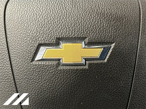 Used 2019 Chevrolet Trax LT w/ Redline Edition image 32